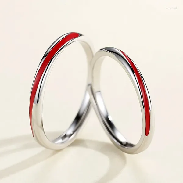 Anillos de racimo FoYuan Mobius Anillo de pareja Simple y personalizado Ins Pegamento caído Hilo de luz de luna roja