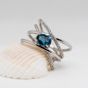 Clusterringen Gem's Ballet 0.95ct Natural London Blue Topaz Gemstone Ring Sieraden 925 Sterling Silver Criss-Cross Finger Band voor Womenc