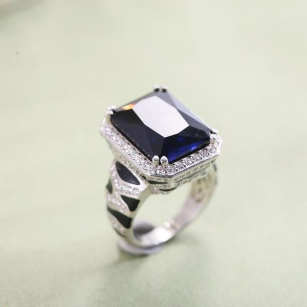 Anillos de racimo GEM'S BALLET Anillo con estampado de leopardo 18.53Ct Lab Blue Sapphire Declaración en plata de ley 925 Joyería para cócteles