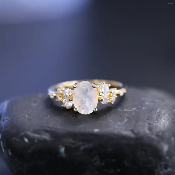 Bagues de cluster GEM'S BALLET 1.29CTW Oval Cut Milky Blue Moonstone Antique Engagement de mariée en argent sterling 925 Bague de pierre précieuse pour femme