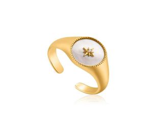 Cluster anneaux Gold Mother of Pearl Emblem Signet Anneau pour les femmes Bande de coquille ouverte ajustée Bijoux de luxe ACCESSORATIONS FOLME ACCESSORnor8583422