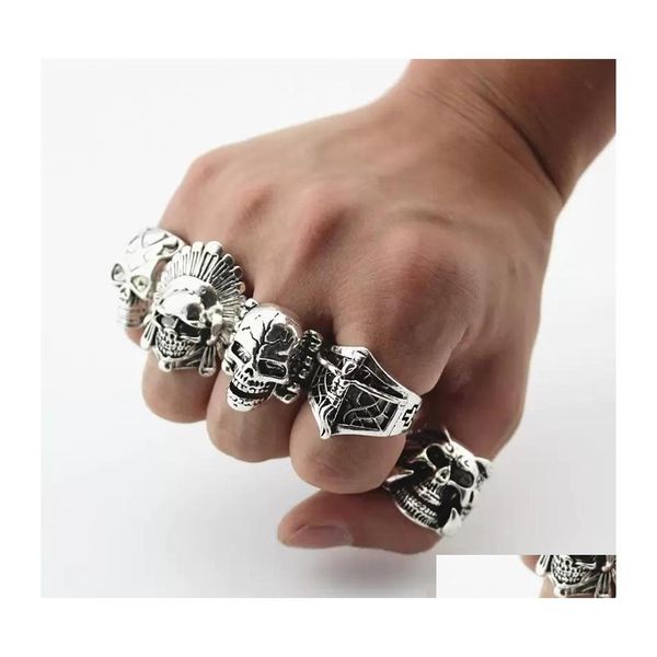 Anillos de racimo gótico Skl tallado Big Biker Mens Antisier Retro Punk para joyería de moda en Bk venta al por mayor Drop Delivery Dhw56