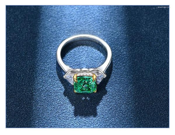 Anillos de racimo Gema verde Cuadrado Precioso Anillo de diamante grande sintético Corte 8 Alto carbono 925 Plata esterlina Mujer europea