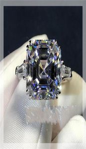 Anillos de racimo Hecho a mano Asscher Cut 6ct Lab Diamond Ring 925 Sterling Silver Bijou Compromiso Alianza de boda para mujeres Fiesta nupcial J6629833