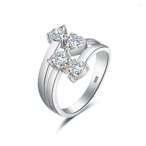 Clusterringen Hoge kwaliteit 4 Stone Heart Cut Moissanite Ring 925 Sterling Silver Woman Wedding Party Fine Jewelry 2023 Trend