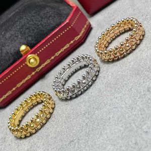 Cluster anneaux chauds vendant un rivet en argent sterling classique sterling sterling rivet pour femmes punk marque de mode de créateurs de bijoux couple cadeau T240524