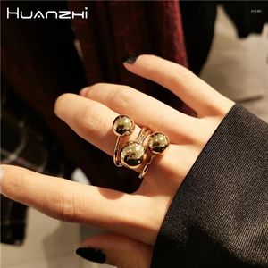 Cluster Anneaux Huanzhi Gold Couleur 3 Balls Globe Shape Ring pour les femmes Unisexe Créative Creative Design Ajustement Ajustements de bijoux en métal élégant