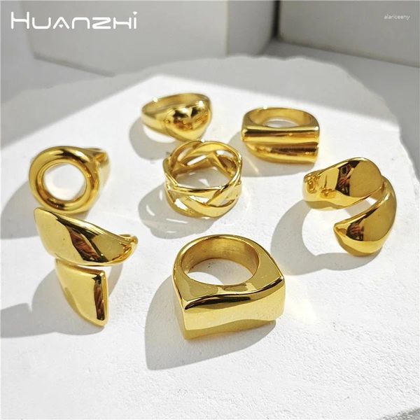 Anillos de racimo HUANZHI Acero inoxidable grueso chapado en oro para mujeres Líneas geométricas irregulares simples Patrón Estilo británico Joyería gruesa