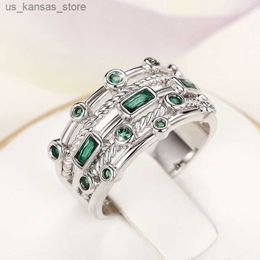 Cluster Anneaux Huitan Vintage Green Cubic Zirconia Rings Series For Women Temperament Elegant Ladys Finger-Ring Daily Wear Party 2022 Jewelry240408