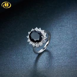 Anéis de cluster Hutang 925 Jewellry 4/45 CT Natural Black Spinel Gemstone Sólido S925 Sterling Silver Flower Noivado Anel de Casamento 253D