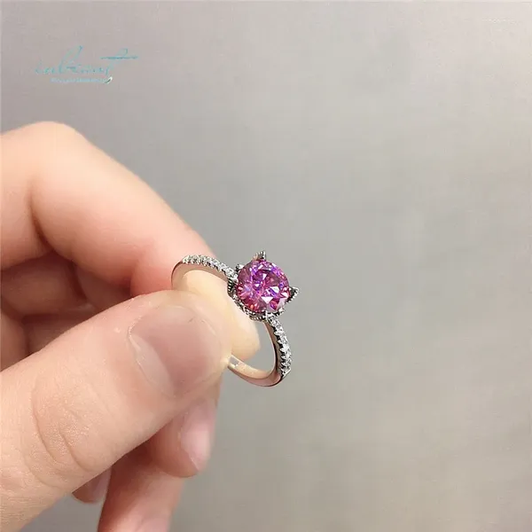 Cluster Anneaux InBeut Classic 4 925 Silver 1 CT Excellent Pass Pink Pass Diamond Test Moisanite Party Ring pour Gilrs Gift Fine Jewelry