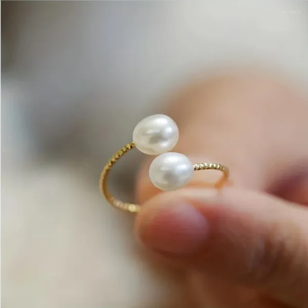 Anillos de clúster ins simples perla perla tres colores anillo de dedos de índice abierto para niñas temperamento de moda de moda joyas de ropa diaria