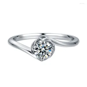 Cluster Ringen IOGOU Echte 0,5 Moissanite Diamanten Ring Sterling Zilver 925 Kleine Knop Bloem Voor Vrouwen Verjaardag Groothandel Sieraden