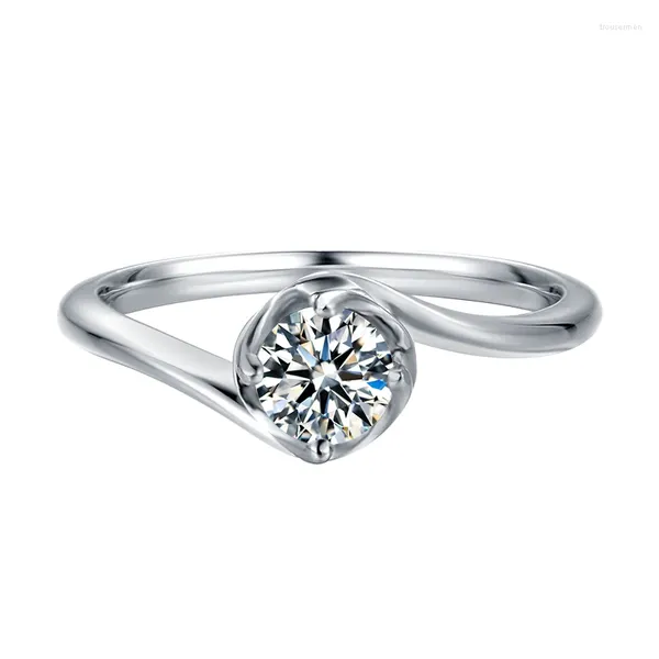 Anillos de racimo IOGOU Real 0.5 Moissanite Anillo de diamante Plata de ley 925 Pequeña flor de brote para mujeres Aniversario Joyería al por mayor