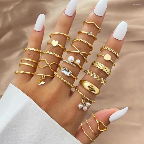 Anillos de racimo IPARAM perla mariposa colgante color oro anillo de metal para mujeres punk geométrico cristal cruz dedo conjunto joyería de moda