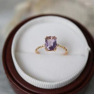 Anillos de racimo Japonés Suave Ensueño Natural Lavanda Amatista Pequeño Cubo de azúcar Diseño de onda Anillo S925 Plata esterlina Temperamento femenino