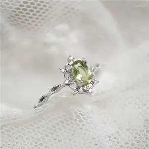 Clusterringen Japanse lichte luxe natuurlijke peridot groene kristallen ring meisjes ins paleisstijl verstelbare live mond vrouw voor dames heren