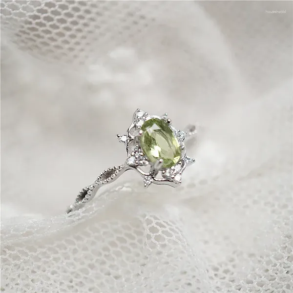 Bagues de cluster Japonais Light Luxe Naturel Peridot Vert Cristal Bague Filles Ins Palace Style Réglable Live Bouche Femme Pour Femmes Hommes