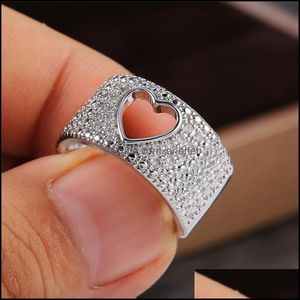 Cluster Rings Sieraden Korea's Exquisite Hollow Heart Mode Temperament Sweet Veelzijdige Liefde Ring voor Vrouwen Gift Y0420 Drop Levering 2021 K2