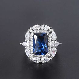 Clusterringen Knriquen Vintage 9*13mm Sapphire edelsteen trouwband Betrokkenheid Lab Diamanten Ring voor vrouwen Fijne sieraden Accessoires Gifts Box G230228