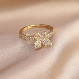 Anillos de racimo Coreano 14K Chapado en oro real Exquisito Pequeño anillo de mariposa CZ Se aplica a las mujeres Diseño abierto ajustable diario Joyería de pavimentación