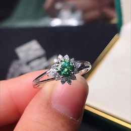 Clusterringen Lennik Real Green Moissanite Ring 0.5CT Diamond Pass Test GRA Certificaat S925 Zilver 2-5 Luxe Vrouwen