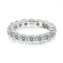 Anneaux de cluster Lesf 4mm rond Moissanite diamant véritable 925 bague en argent sterling pour les bijoux d'anniversaire de mariage des femmes