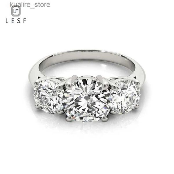 Bagues de cluster LESF 925 bague en argent sterling pour femme 3 pierres 2 carats coupe ronde SONA diamant simulé bagues de fiançailles de mariage L240315