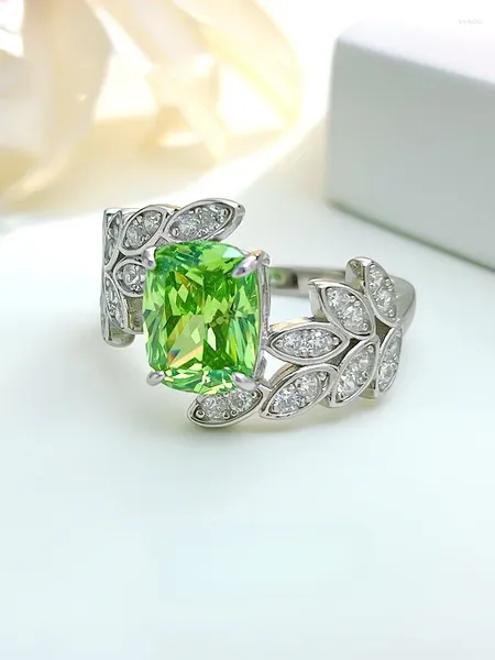 Anillos de racimo Hoja de lujo ligera Apple Green 925 Anillo de plata esterlina con diseño de diamante de alto carbono Joyería de boda única al por mayor