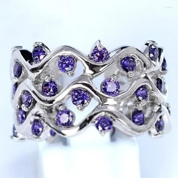 Anillos de clúster Light Luxury Personalized Fashion Conclaid Amethyst Ring para mujeres Accesorios de joyería de compromiso de boda de moda regalo