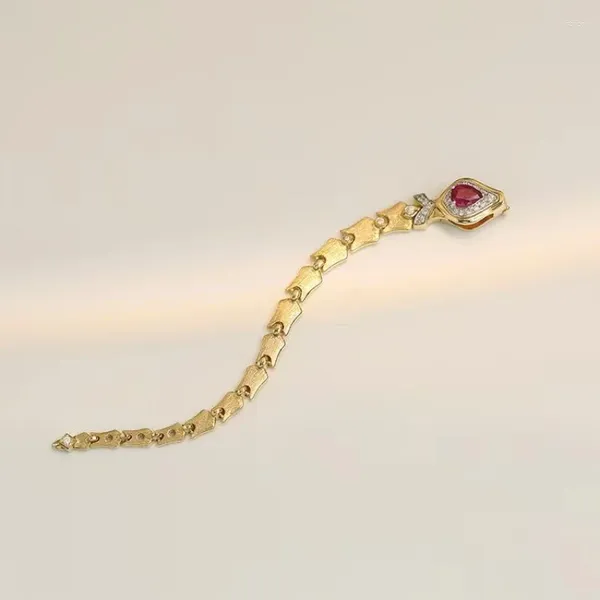 Anillos de racimo Luz de lujo Rojo Cristal Cierre Cadena suave Serpiente para mujeres Temperamento Vintage Dulce Moda Joyería de plata