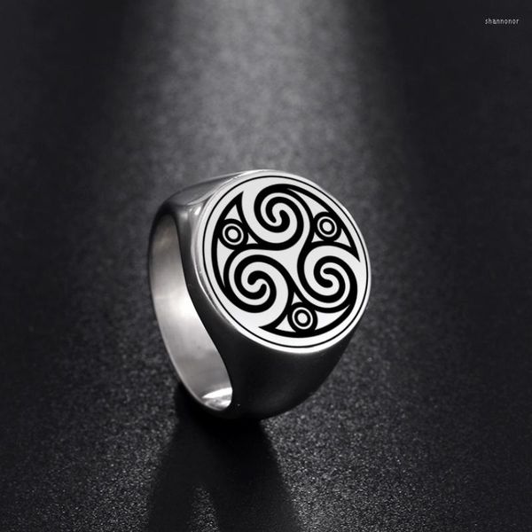 Bagues de Grappe LIKGREAT Acier Inoxydable Pour Hommes Triskele Triple Spirale Symbole Amulette Salomon Chevalière Bague Punk Occulte Magie Pagan Talisman