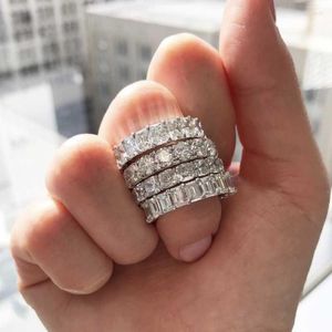 Bagues de groupe Luxueux Band Finger 925 Sterling SILVER PAVE SETTING FULL Simulé Diamond ENGAGEMENT WEDDING Ring Set JEWELRYCluster Rita2