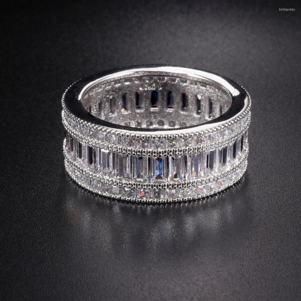 Bagues de cluster Luxueux Paragraphe Mode 925 Sterling Silver Gemstone Ring Shining Square Full Simulé Diamant Doigt Pour Femme Cadeau