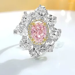 Clusterringen Luxe en modieuze 925 sterling zilveren roze diamanten eivormige bloemenring gecombineerd met huwelijkssieraden met een hoog koolstofgehalte