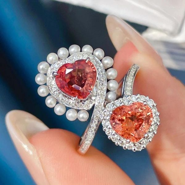 Anillos de racimo de lujo lleno de diamantes en forma de amor en forma de anillo de diamante rojo para mujeres Super brillante estéreo Zirconia banquete de compromiso