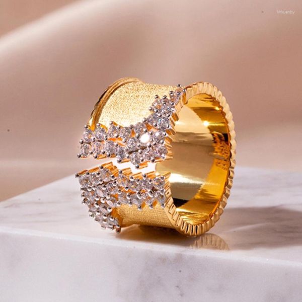 Anillos de racimo de lujo de Color dorado, anillo ancho envolvente de circón moderno para mujer, declaración de dedo geométrico, joyería elegante en capas para fiesta