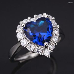 Cluster Ringen Luxe Hart Saffier Edelstenen Diamant Voor Vrouwen 18k Wit Goud Zilver Kleur Sieraden Blue Crystal Bijoux Bague party Gift