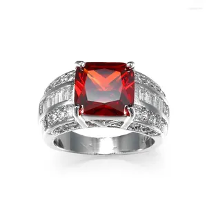 Clusterringen Luxe mannen Women Wedding Red Granaat Wit CZ Plata Ring Maat 6 7 8 9 10 Fashion Party Sieraden Groothandel