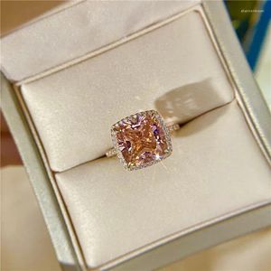 Clusterringen Luxe roze bruiloft voor vrouwen 925 zilver Rose goud Zirkonia diamanten ring Trendy vrouwelijke dikke vinger Fijne sieraden bruid