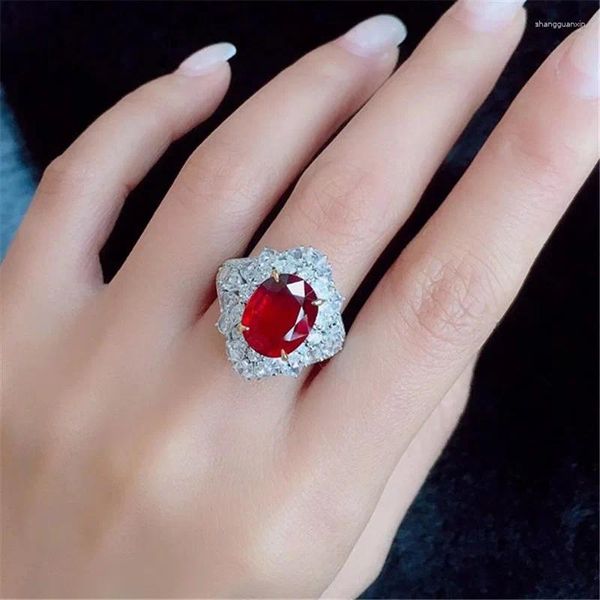 Anillos de clúster Luxury Red Ruby Crystal Diamond para mujeres Accesorios de compromiso de boda Fantasía Gift Regalo Romántico Joyería de moda