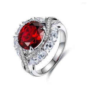 Clusterringen Luxe dames antieke edelsteen rood lab gekweekte ruby ​​ring S925 Design vintage diamanten bruiloft engagement fijne sieraden
