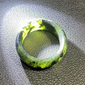 Cluster ringen magnetische gezondheid groen jade mannen vrouwen fijne sieraden echte Chinese Tibetaanse King Stone Natural Jades Band Ring