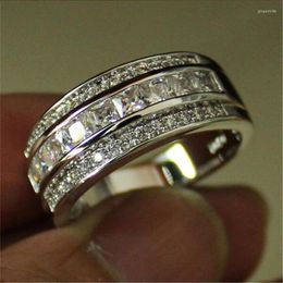 Cluster-Ringe Herren Deluxe 10 Karat Weißgold Princess-Schliff Granat Kristall Edelstein Band Ring Hochzeit für Männer Frauen Schmuck