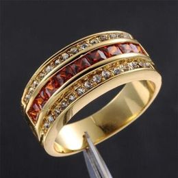 Cluster Ringen Heren Deluxe 10K Geel Goud Princess-cut Granaat Kristal Edelsteen Band Ring Bruiloft Voor Mannen Vrouwen Jewelry2509