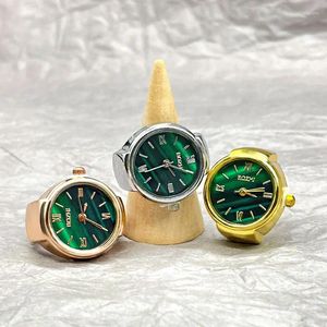 Bagues de cluster Mini Green Quartz Finger Watch Bague pour femmes Hommes Couple Digital Elastic Band Punk Bijoux Horloge Teens