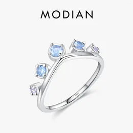 Anillos de clúster Modian 925 STERLING Silver Light Blue Cz Crown Finger Ring para mujeres Regalo de joyería fina