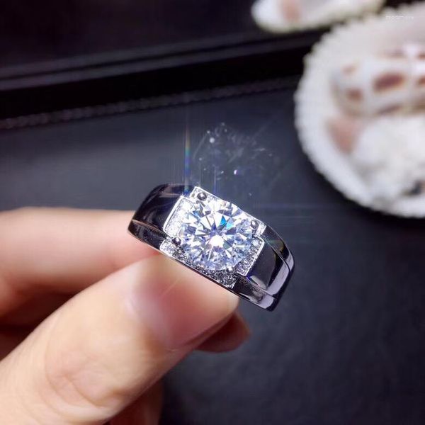 Anillos de racimo Moissanite 2ct Dureza 9.3 Los sustitutos de diamantes pueden ser probados por instrumentos. Joyas