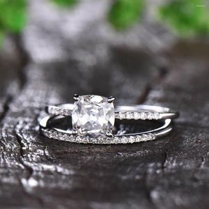 Cluster Rings Moissanite Engagement Ring Set Half Eternity Band Cushion Minimalistisch belofte Bruidal