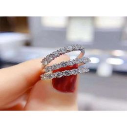 Clusterringen Moissanite Eternity Ring 07 Ct Kleur Vvs1 Duidelijkheid Geplatineerd 925 Sterling Zilver Trouwring Verloving6512432